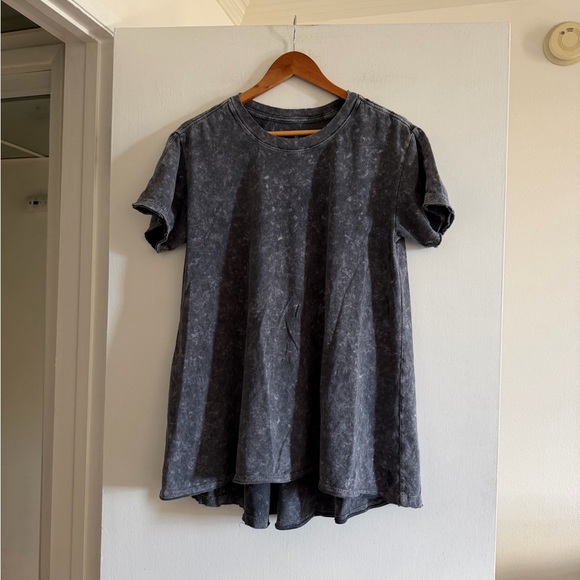 Free People FP Movement Washed Black Gray Women’s Leg Day Oversized Tee size XS - Picture 6 of 9